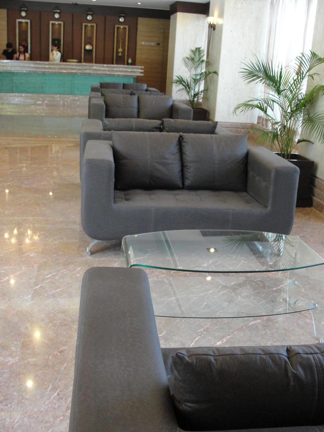 The Cambay Grand Hotel Ахмедабад Екстериор снимка